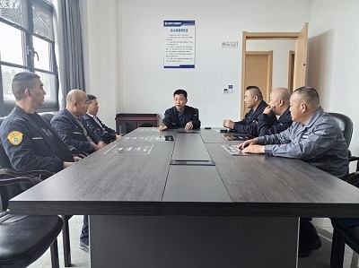 接驳会议.jpg