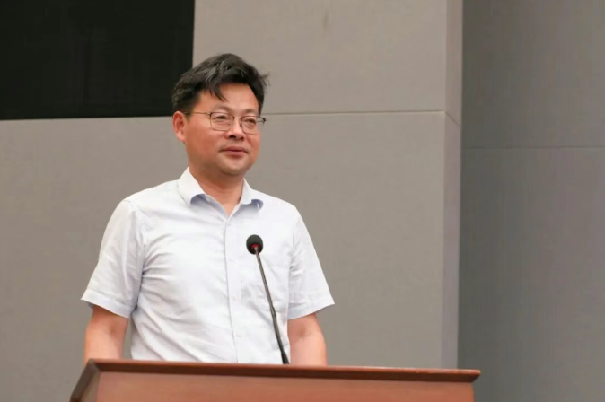 正在上传...